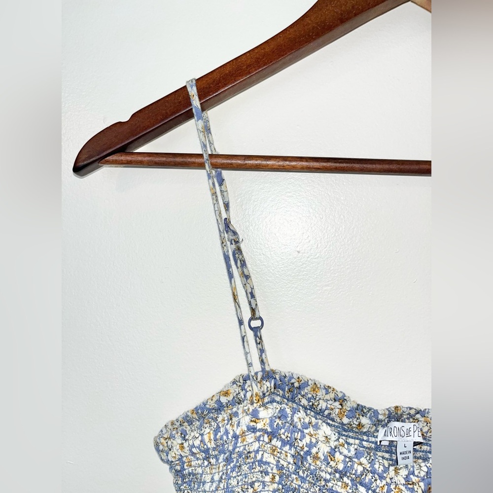 PATRONS OF PEACE Cropped Floral Smocked Ruffle Tank Top | Large - Picture 5 of 10